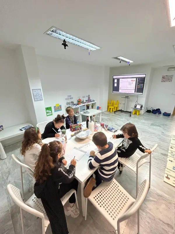 WhatsApp Image 2025-11-22 at 00.47.08